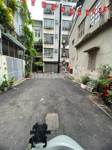 50M² Gần Chợ Bưởi - Ngõ Ô Tô - Cách Mặt Phố 25 Mét.