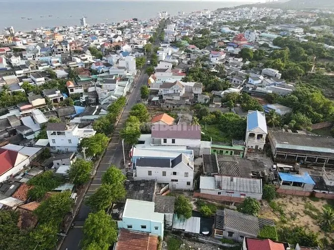 Bán Đất Thổ Cư Xã Phước Hải -Tp Hcm Cách Biển 2,5Km