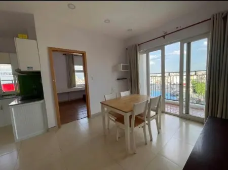 Chung Cư Phú Thạnh, Nguyễn Sơn,Tp: 110M2, 3Pn, Nhà Trống, 10Tr5/Th.