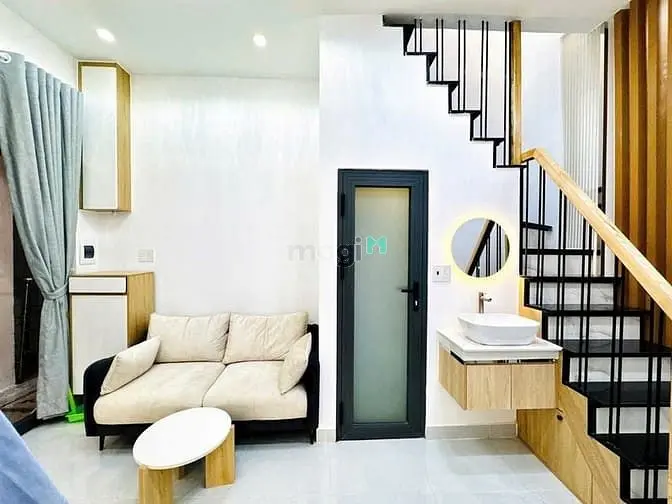 2 Tỷ 335 Nhà Đẹp & Mới Trần Hưng Đạo Q1 Đẹp Full Nt - Sd ~40M2. 2Pn