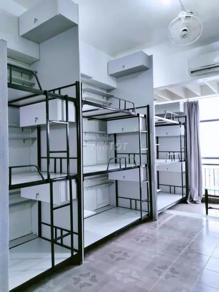Ký Túc Xá Giá Rẻ Quận 7 Chỉ Từ 650K – Miễn Phí Điện Nước, Wifi