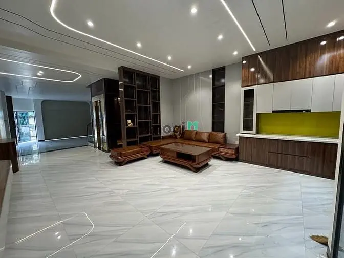 Phố Đức Giang Nhà Đẹp Như Ks 5 Sao 95M2-4T-Mặt Tiền 6M-Thang Máy,Ô Tô
