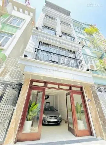 Bán Nhà Hồng Tiến, Lô Góc, Gara Ô Tô Camry, Gần Phố, Mt Khủng, Tặng Nội Thất Chất, Giá Mềm
