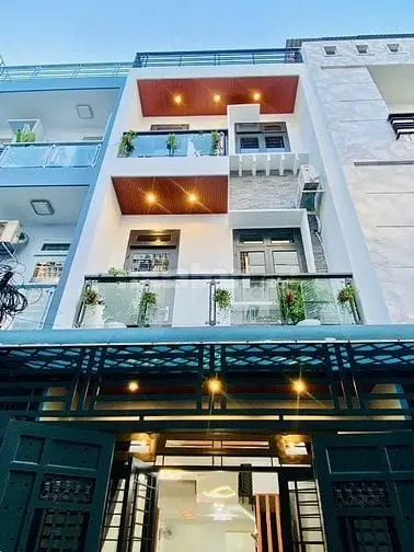 Bán Nhà Siêu Phẩm Nhà Đẹp, Đường Ô Tô Xe Hơi Vào Nhà, 457 Lê Văn Thọ