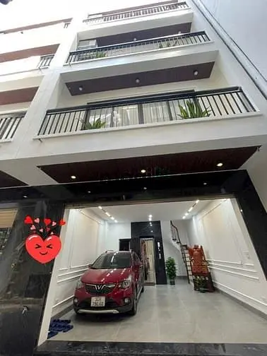 Nhà Phố Ngọc Lâm 35M2- 6T, Thang Máy, Nội Thất, Gần Cầu Chương Dương