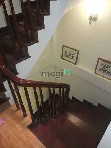 Cho Thuê Nhà Ngõ 21 Trần Quý Kiên 33M X5T Giá 11Tr/Th