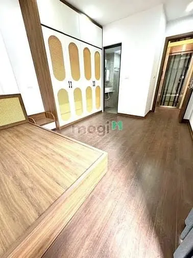 Bán Nhà 5 Tầng, 45M2 Cổ Điển, Tứ Hiệp, Ô Tô Vào Nhà, Giá 8.2 Tỷ