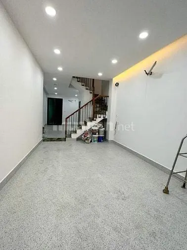 Cho Thuê Nhà Đẹp Nguyên Căn Mặt Tiền Hoàng Văn Thụ, P4, Tân Bình