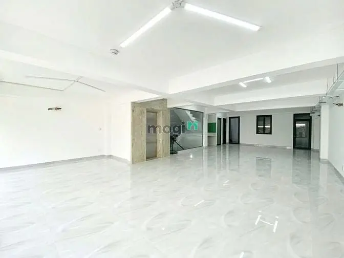 Chủ Xây Tòa Nhà Full Kính Cho Thuê Mặt Tiền Hoàng Việt,Phường 4, Tb