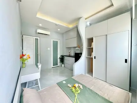 Cho Thuê Phòng Trọ Cửa Sổ Ban Công Cực Thoáng Cách Cầu Nguyễn Văn Cừ 200M Quận 1 Có Thể Ở Luôn