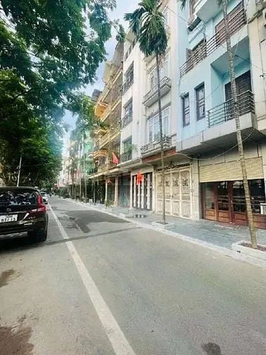 Bán Siêu Phẩm Phân Lô Vip — Phạm Tuấn Tài — Vỉa Hè, Ôtô Tránh