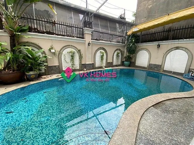 Hiếm Căn, Cực Dễ Kinh Doanh, 1 Trệt 2 Lầu, Có Hồ Bơi. Giá Chỉ 90Tr/Th