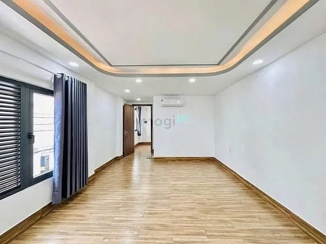 🔥 Sát Q1 - 4 Tầng, Ngang 10M - Hẻm Xe Hơi, Có Vỉa Hè - Chỉ 3 Tỷ 830 -