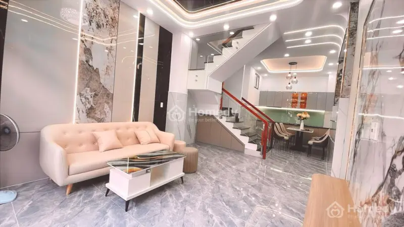 Siêu Phẩm Chân Dài – Phan Văn Trị