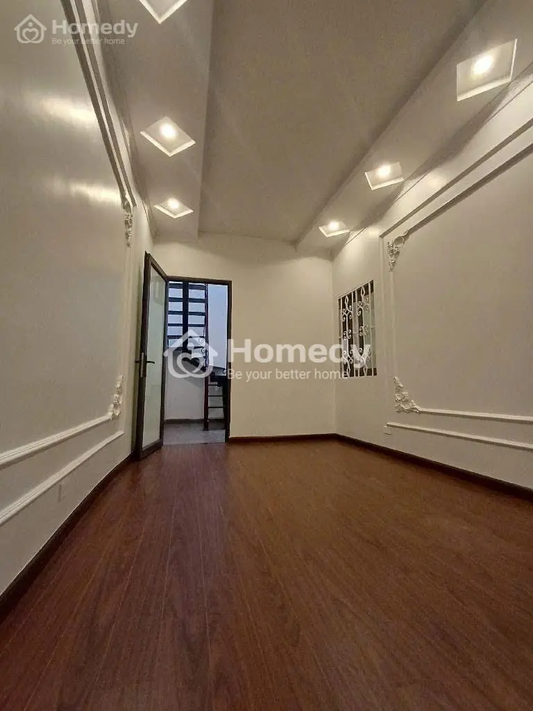 Phố Cát Linh Hơn 5 Tỷ - 26M2 - 3 Tầng 3 Ngủ- Trung Tâm Đống Đa - Mới Đẹp Ở Luôn - Ngõ To Đẹp