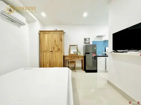 Cho Thuê Căn Studio Cửa Sổ Lớn Toà Có Thang Máy Full Nội Thất Ở Phú Nhuận Gần Cv Gia Định, Coopmart
