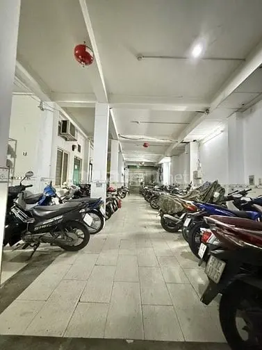 Khoán 3 Tỷ/ Năm - Mt Vip Sân Gat3 Cộng Hoà 19Mx24M 6 Tầng Thang Máy