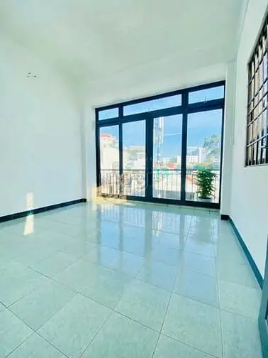 🏘 Mặt Tiền P4 Q3. Xe Hơi 🚗 Đậu Trong Nhà Đường Số Cư Xá Đô Thành P4