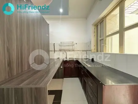 Phòng Siêu Rộng, Tách Bếp, Có Sân Sau - Full Nội Thất- Máy Giặt Riêng Gần Cầu Sài Gòn - Giá Hạt Dẻ
