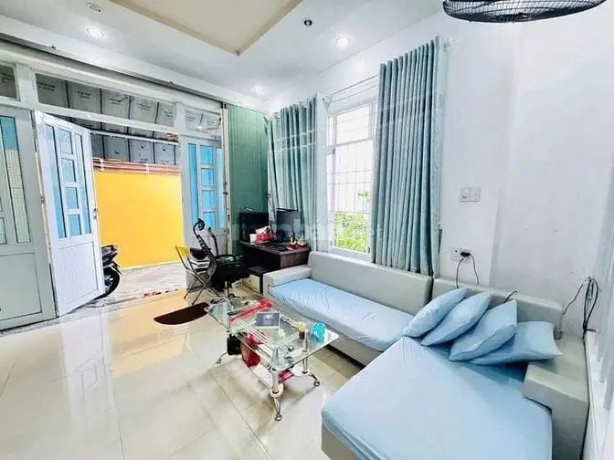 Bán Nhà Đẹp-Dt54M2-2Tầng-3Pn-Đường Ôtô 2/4-Vĩnh Hoà-Nha Trang-Chỉ 3Ty3