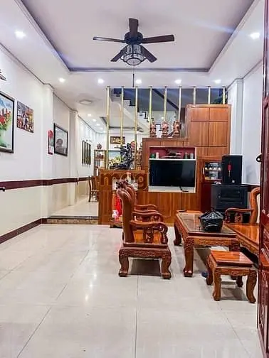 Bán Nhà Gần Sân Bây, Chợ Tân Trụ 5 X 15 M 3 Tầng Nhỉnh 6 Tỷ