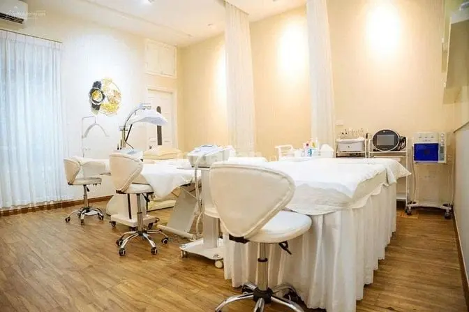 Siêu Phẩm Ngang 6M -Cho Thuê Nhà Mặt Tiền P.tân Định Quận 1