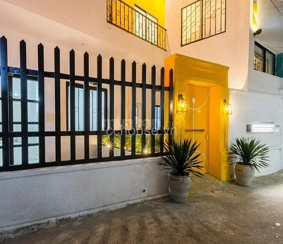Nhà 112 Hoàng Diệu, Q4. Dt 13X16M, 3 Tầng Giá 32 Tỷ