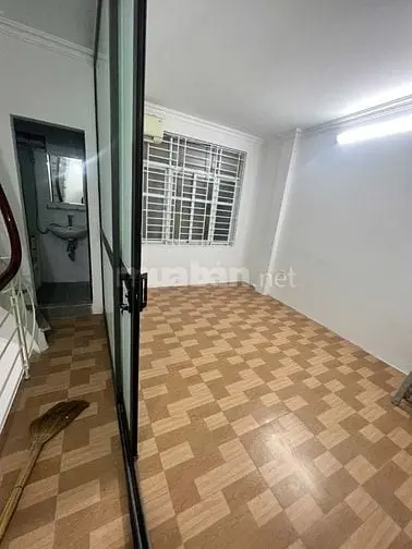 Nhà 4,5T Ngõ Trần Quý Cáp-Ga Hà Nội Ngõ 2M Cách Oto Đỗ 35M Gần Mp