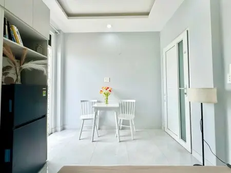 Cho Thuê Phòng Trọ Cửa Sổ Ban Công Cực Thoáng Cạnh Cầu Nguyễn Văn Cừ Quận 1 Có Thể Ở Luôn