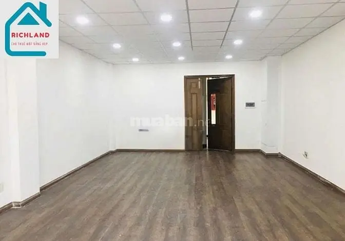 Cho Thuê Nhà 34 Nguyễn Thị Minh Khai, P Sài Gòn, Q1 - Dt: 5Mx25(5 L)