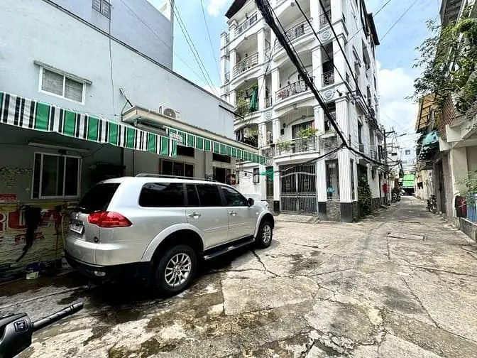 Bán Gấp Nhà Bạch Đằng 90M² - Hẻm Xe Hơi - 3 Phòng Ngủ - Nhỉnh 9 Xíu
