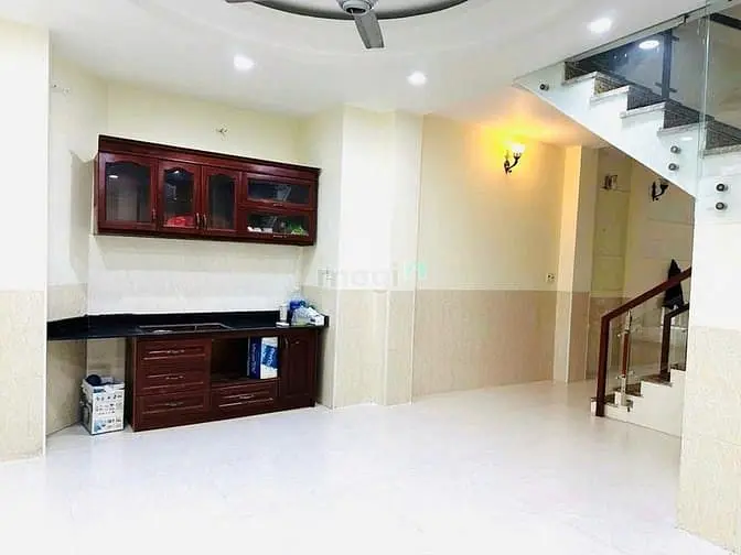 Cho Thuê Nhà Mới Đẹp 489A Huỳnh Văn Bánh, Phường 13, Quận Phú Nhuận