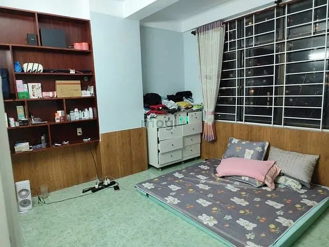 Bán Chung Cư 𝐇𝟏 198 Hoàng Diệu, P9, Quận 4 70M2 2Pn 2Wc. Có Nội Thấ