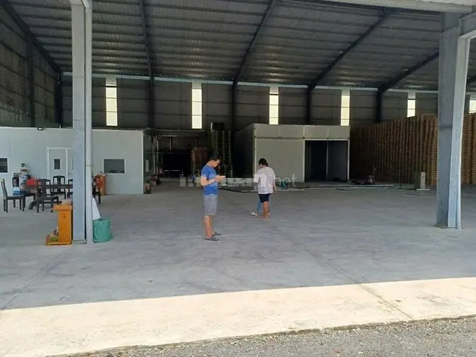 Cho Thuê Showroom 1.000M2 Mt Trần Văn Giàu, Bình Chánh, Giá : 80Tr/ Th