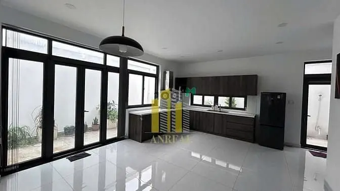 Villa Phố Thiết Kế Hiện Đại Tại Quận 2 - Gara 3 Lầu 8X24M Giá 40 Triệu