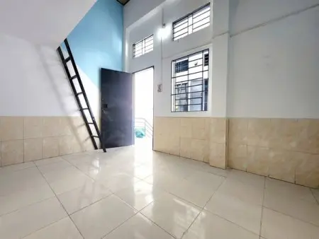 Phòng Tháng 10 Cho Sinh Viên Làng Đại Học Giờ Tự Do - Ko Chủ, Nguyễn Tri Phương
