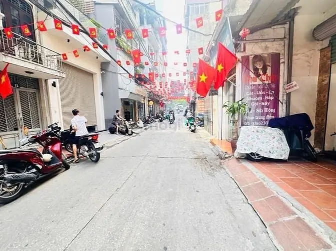Bán Gấp Nhà Hoàn Kiếm - Vị Trí Vàng, Ô Tô Tránh, Kinh Doanh Mọi Loại H