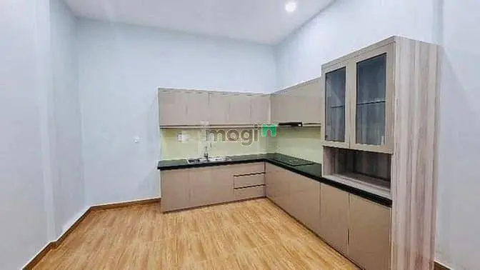 Cho Thuê Nhà Mới Đẹp Vuông Vức - Mặt Tiền Giải Phòng, Tb- Giá Chỉ 2X