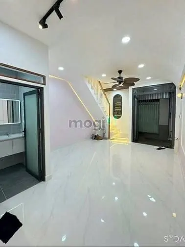 Nhà Mới Đường Ông Ích Khiêm Quận 11 Chỉ 3 T.ỷ 450 Tl