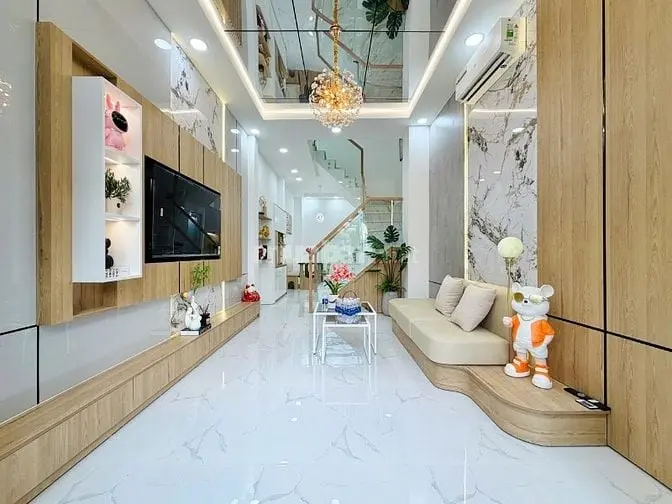 Chính Chủ Bán Nhà Đẹp Mới Xây 2 Lầu Huỳnh Văn Nghệ Hẻm Xe Tải Thông