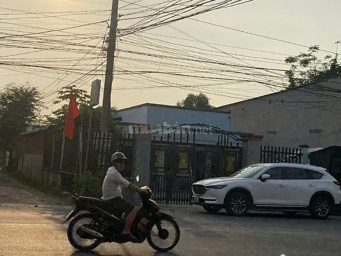 Bán Nhà 2 Mặt Tiền Đường Nhựa 12M, Đường Đức Hòa Thượng Long An