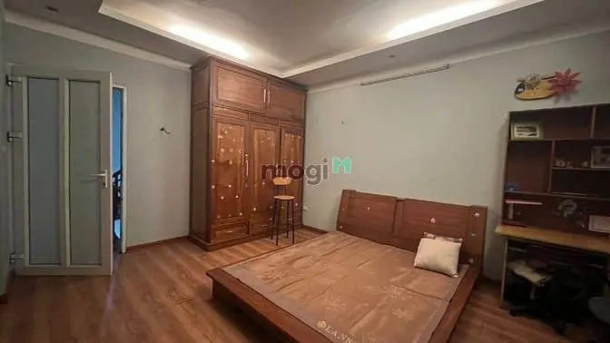 💥P.lô Vỉa Hè Chính Trung - Trâu Quỳ 4 Tầng*100M Biệt Thự Vừa Ở+ Kd