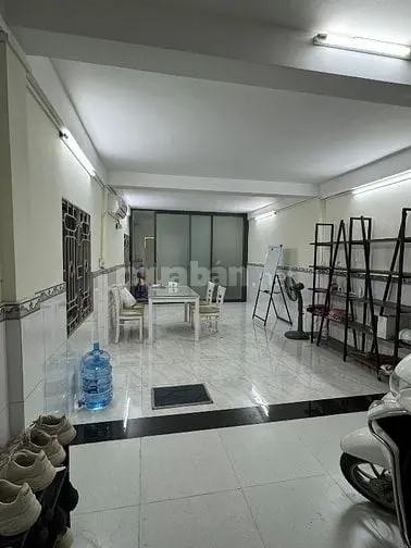 Bán Nhà Hẻm Ô Tô Dạ Nam - Sát Q1 Cách Chợ Bến Thành Chỉ 3Km, Giá 7 Tỷ