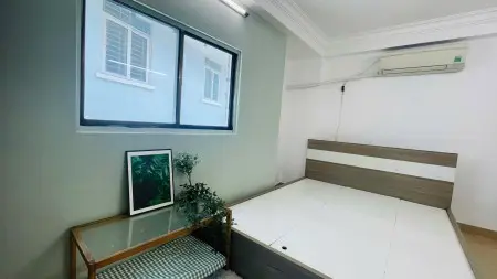 Cho Thuê Căn Hộ Cửa Sổ Thoáng , Ngay Lê Văn Sỹ - Cạnh Hoàng Sa Trường Sa