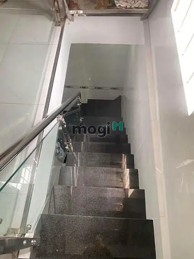Nhà Bán P.13, Bình Thạnh Nguyễn Xí Ngang 3,5M Dài 8M 3 Tầng Lầu