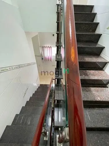 Bán Nhà Đẹp 3Tầng-Dt86M2-4Pn-Ôtô 6M-Gần 2/4-Vĩnh Hoà-Nha Trang-4Ty1