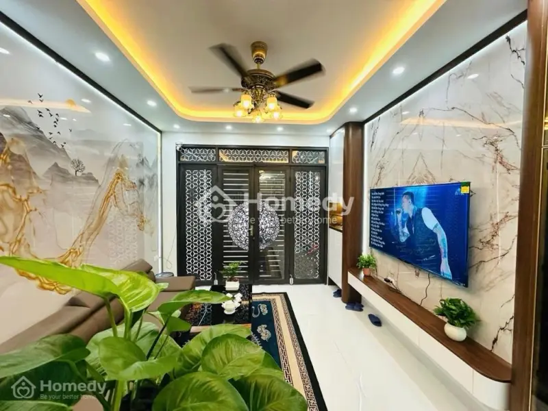 🔥 Bán Nhà Dân Xây - Nam Từ Liêm - Nhà Đẹp - Vị Trí Đâc Địa - 5 Bước Chân Ra Phố - Tặng Nội Thất