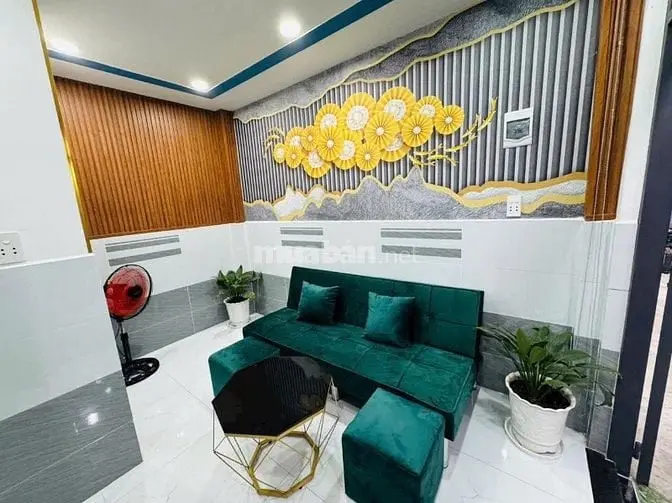 Căn Nhà Cực Đẹp 38M² Ngay Bắc Hải, Quận 10, Gần Công Viên Lê Thị Riêng