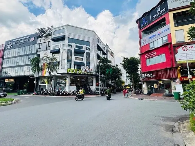 Nhà Hầm +5 Tầng Khu Kim Sơn Tân Phong Q7. 5*20, Tn 50 Tr. 21,5 Tỷ.