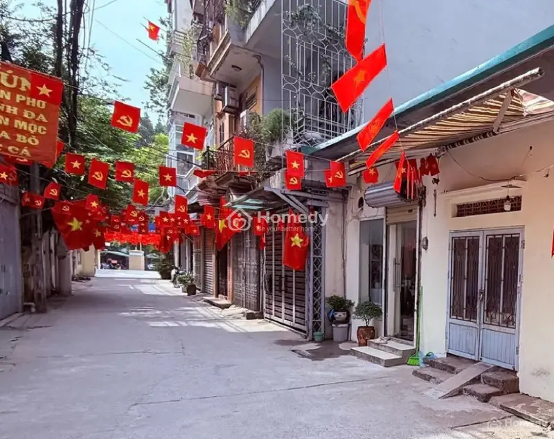 Bán Cực Gấp Nhà Phố , Ô Tô Trong Nhà, Sổ Đỏ Hoa Khôi Cầu Giấy , Mặt Tiền 4.5M, Giá Nhỉnh 9 Tỷ